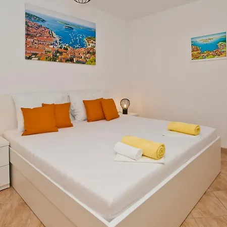Zara Apartment Hvar Town