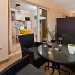 Zara Apartamento